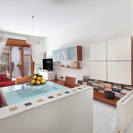 Yourhome - Parco Sereno Apartment Sorrento Buitenkant foto